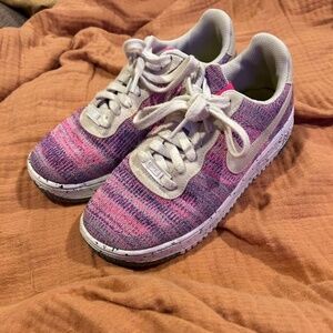 Women’s Size 8 multicolored Nike shoes